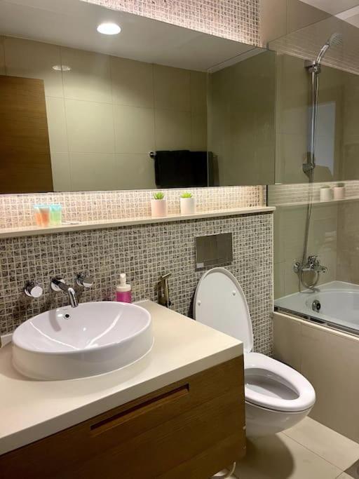 Апартаменты Lux 1Br 2 Min To Burj Khalifa Дубай Экстерьер фото